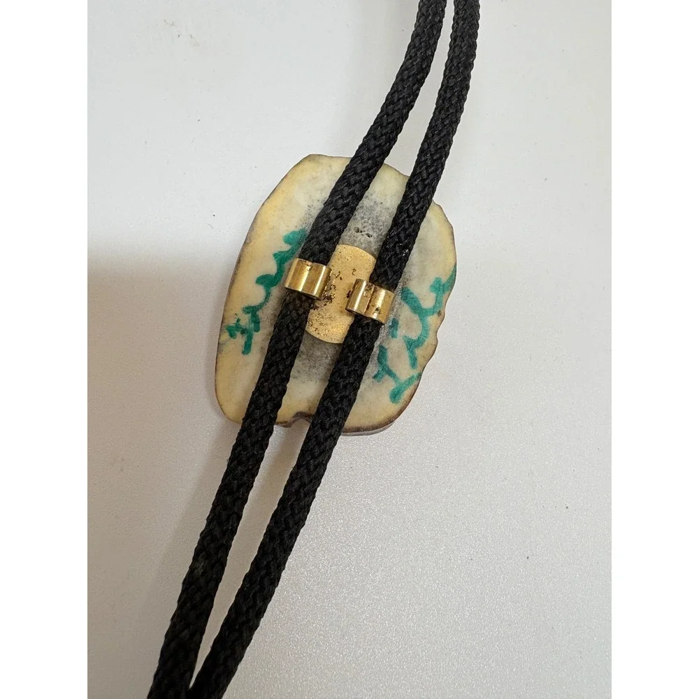 N/A handcrafted bolo